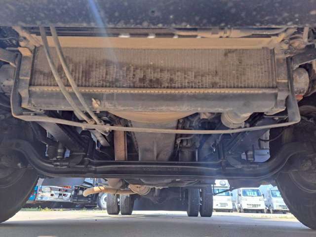 Mitsubishi Fuso Fighter 12