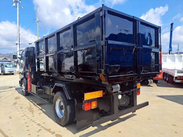 Mitsubishi Fuso Fighter 7
