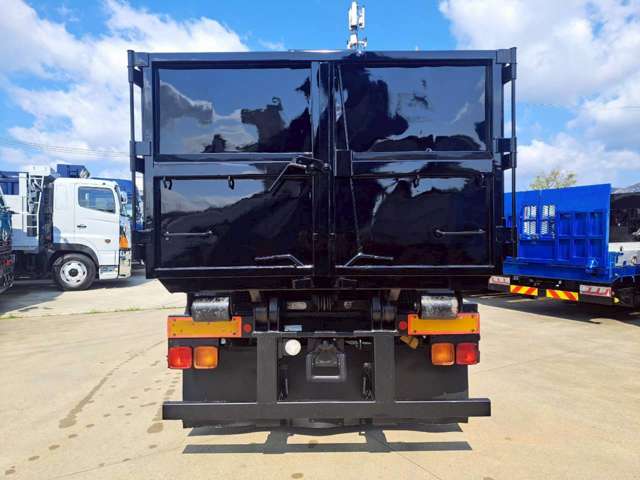 Mitsubishi Fuso Fighter 8