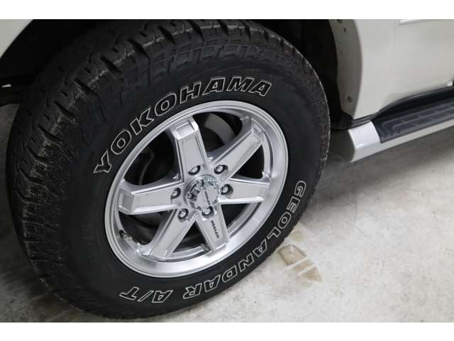 Mitsubishi Pajero 11