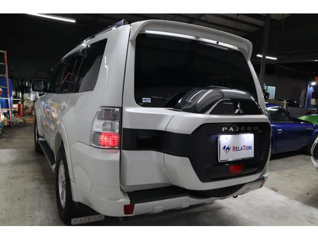 Mitsubishi Pajero 2