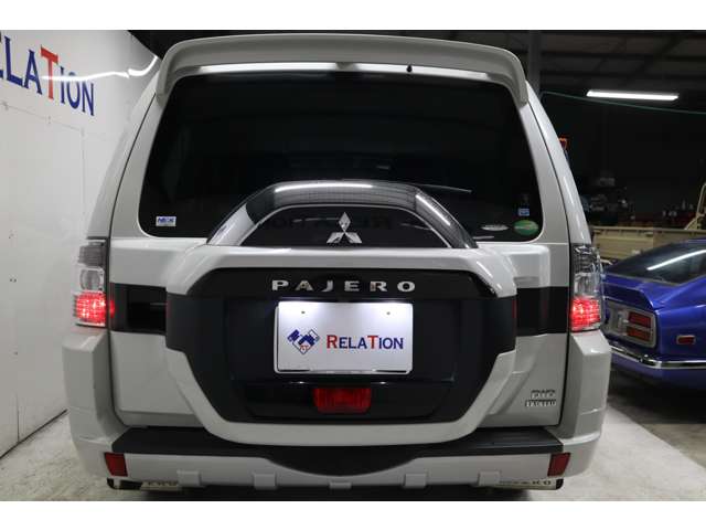 Mitsubishi Pajero 5