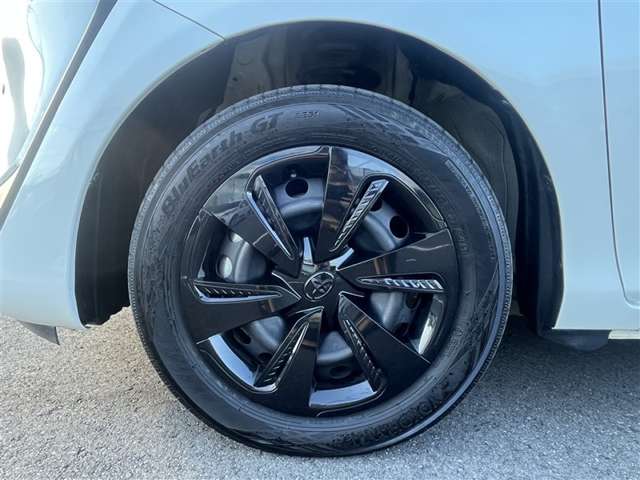 Toyota Sienta 9
