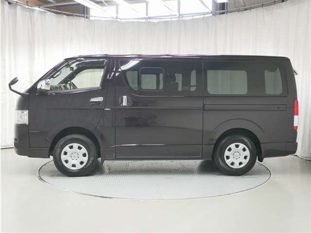 Toyota Regius Ace 2