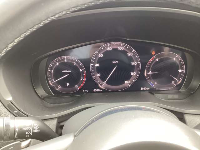 Mazda CX-60 9