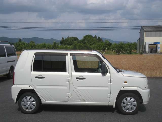 Daihatsu ネイキッド 6