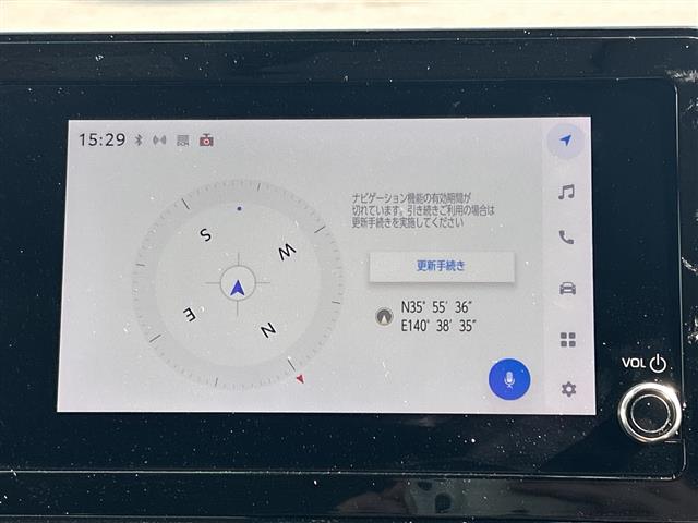Toyota Sienta 4
