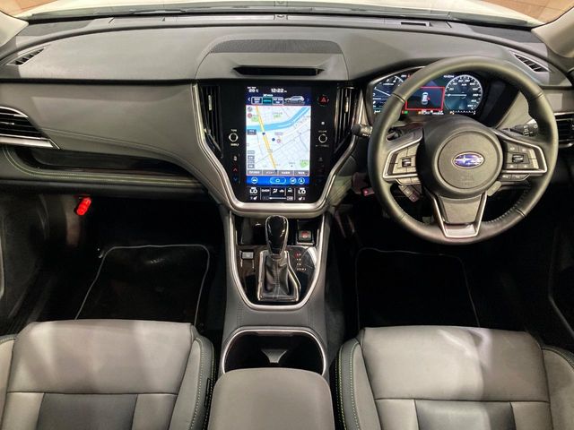 Subaru Legacy Outback 2