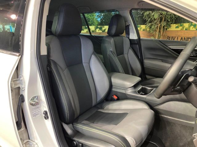 Subaru Legacy Outback 9