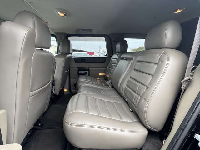 Hummer H2 8