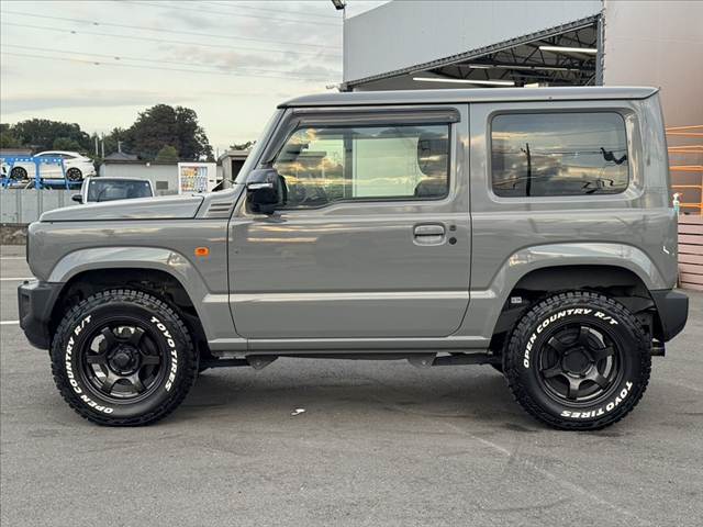Suzuki Jimny 11