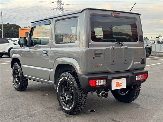 Suzuki Jimny 12