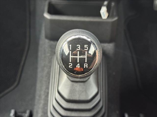 Suzuki Jimny 4