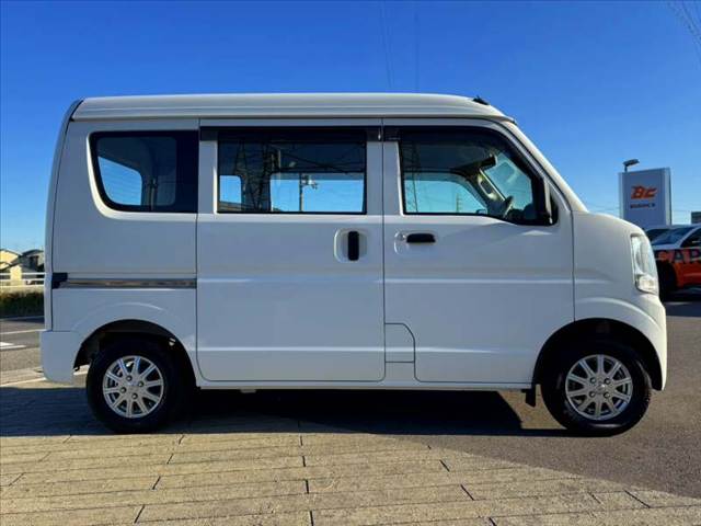 Suzuki Every 12