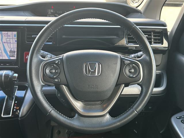 Honda Stepwgn 11