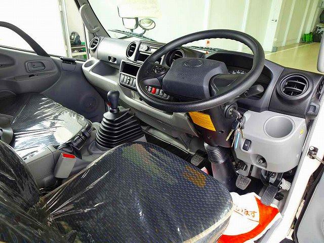 Hino Dutro 5