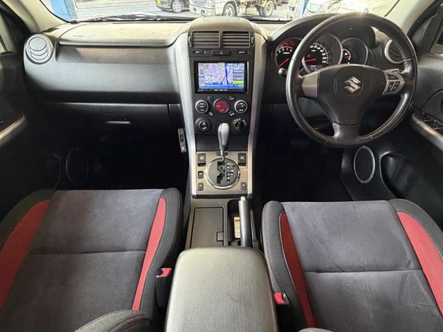Suzuki Escudo 5