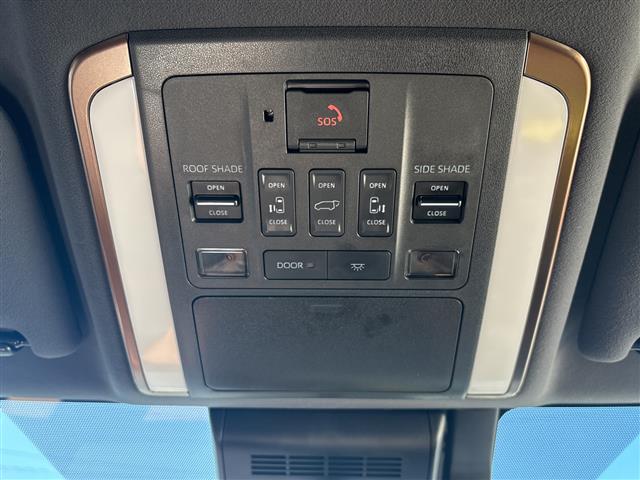 Toyota Vellfire 11