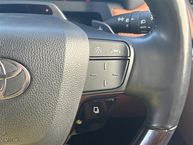 Toyota Vellfire 10