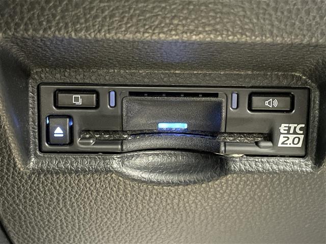 Toyota Noah 6