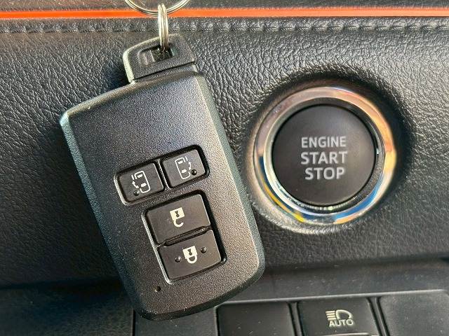 Toyota Sienta 11