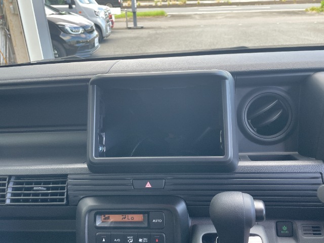 Honda N-VAN 10