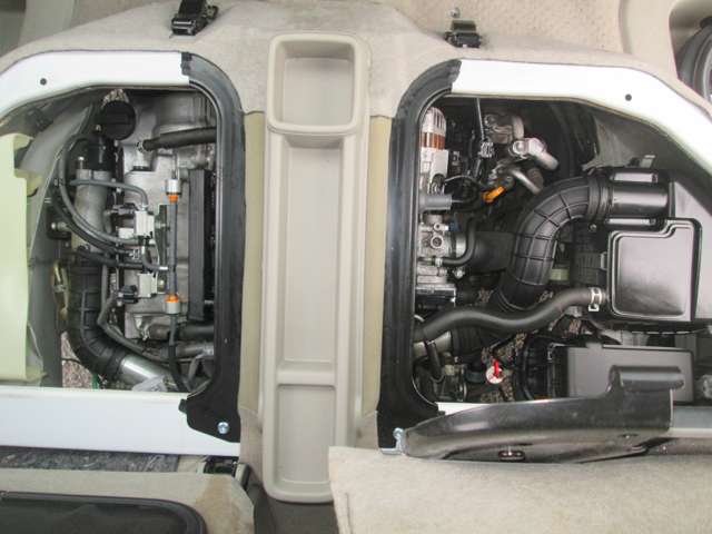 Mitsubishi Minicab Van 11