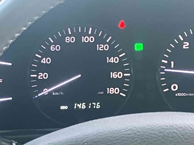 Toyota Land Cruiser 100 11