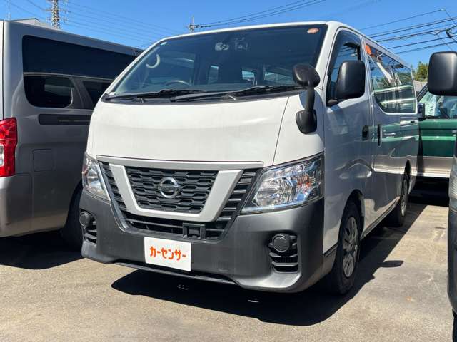 Nissan NV350 Caravan 4