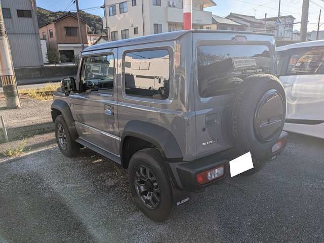 Suzuki Jimny Sierra 4