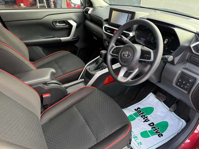 Toyota Raize 7