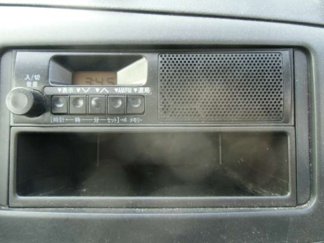 Daihatsu Mira 11