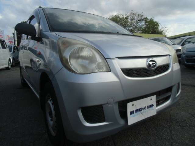 Daihatsu Mira 4