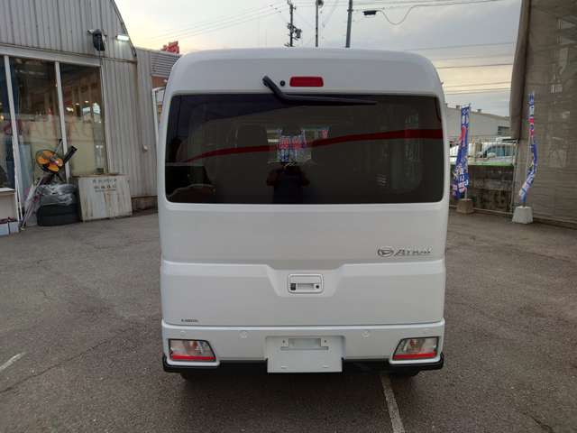 Daihatsu Atrai 8