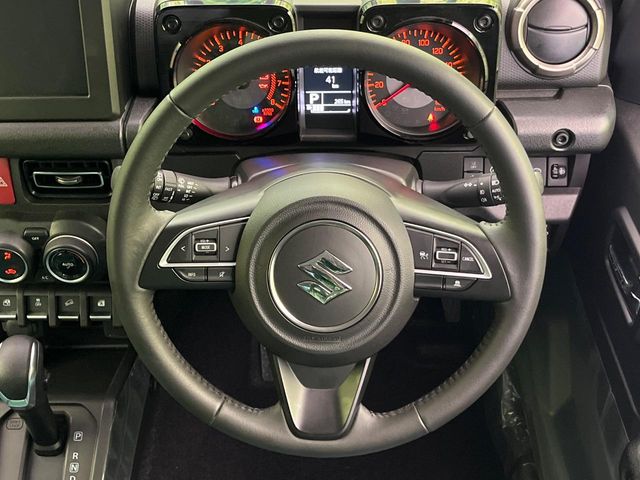 Suzuki Jimny Nomade 11