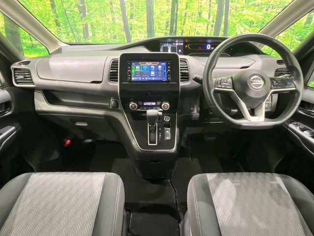 Nissan Serena 2