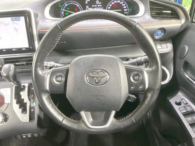 Toyota Sienta 12