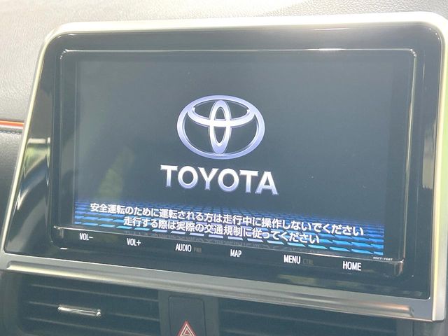 Toyota Sienta 3
