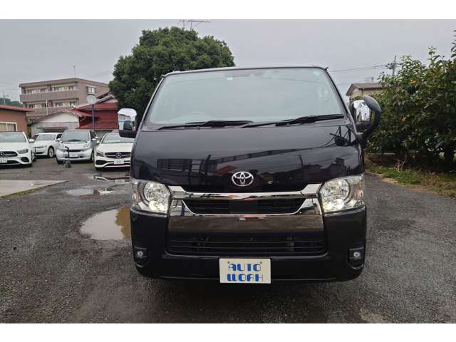 Toyota Hiace Van 2