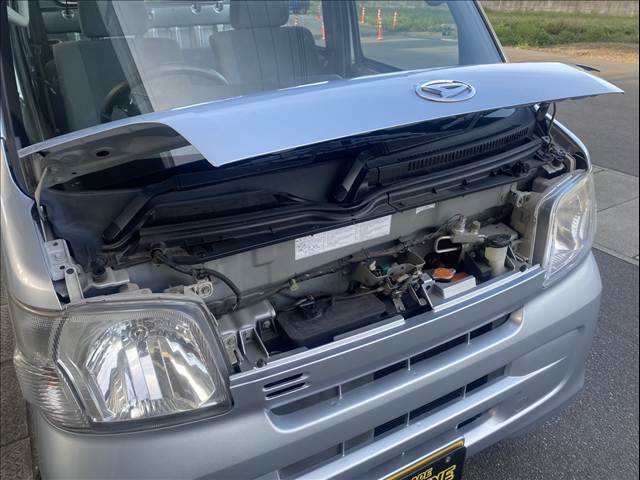 Daihatsu Hijet Deck Van 5