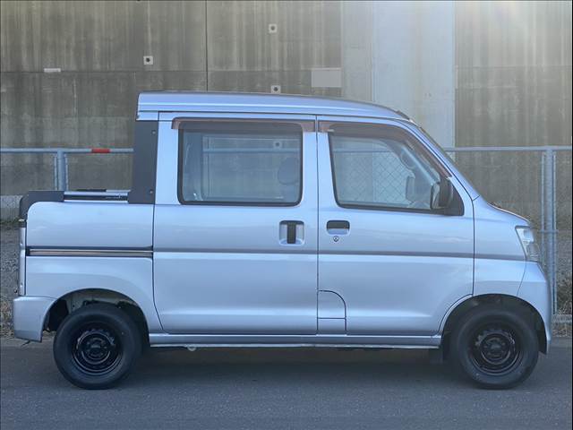 Daihatsu Hijet Deck Van 8