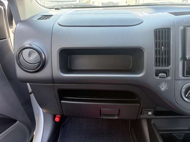 Nissan NV150 AD 12