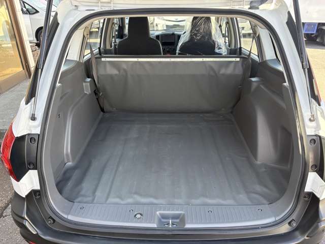 Nissan NV150 AD 10