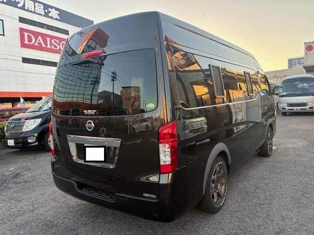 Nissan NV350 Caravan 6