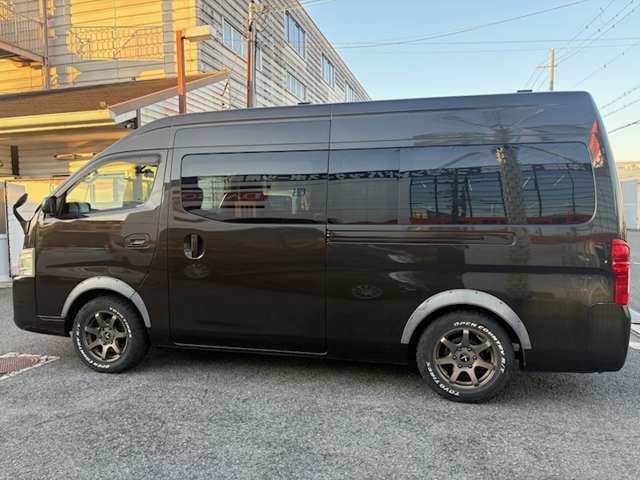 Nissan NV350 Caravan 9