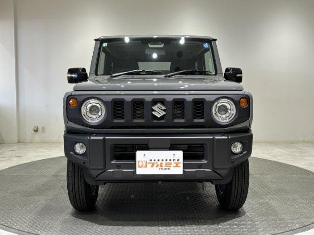 Suzuki Jimny 4