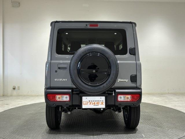 Suzuki Jimny 8