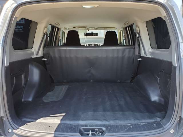 Toyota Succeed Van 11