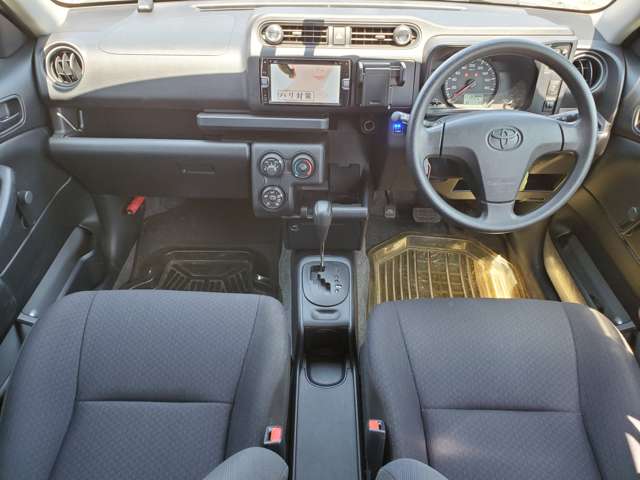 Toyota Succeed Van 3