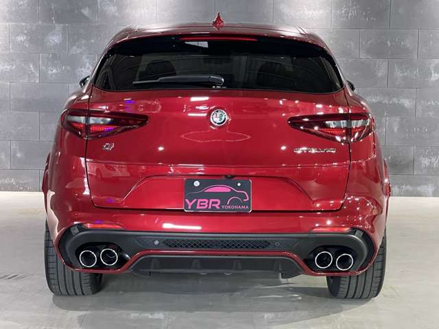 Alfa Romeo Stelvio 6